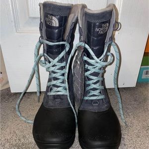 NEW Womens north face boots
